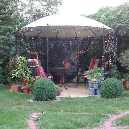 Ferienwohnungen Haus Leonore ชเตนดัล ภายนอก รูปภาพ